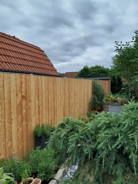 Sonderanfertigung aus Holz – ausgeführtes Referenzprojekt 7